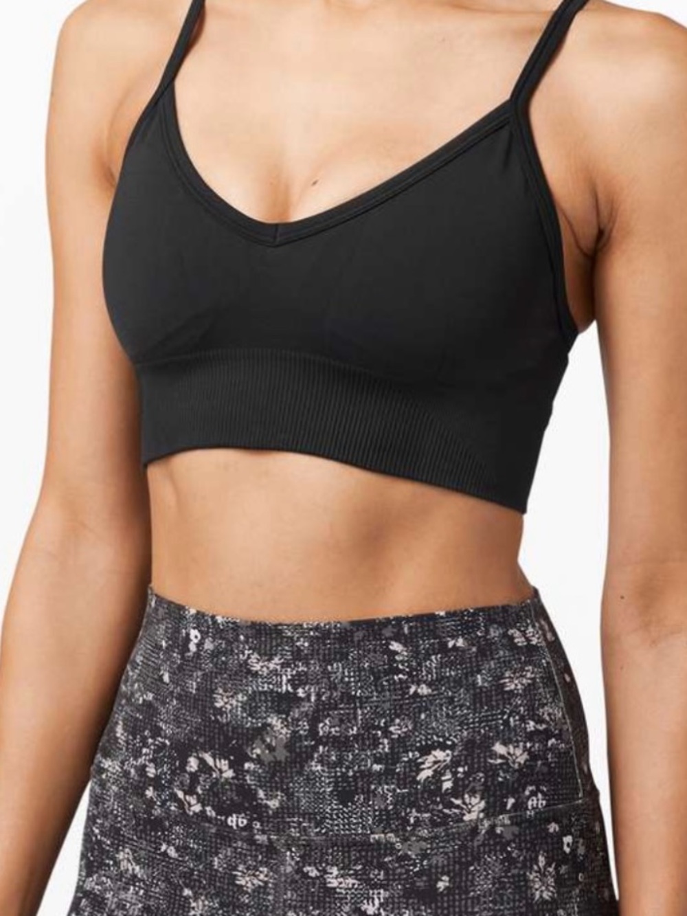 Lululemon Ebb to Street Bra 
Light Support Size 2 Black